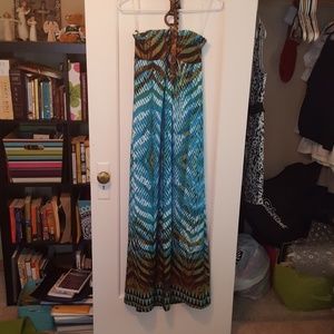 Perfect maxi dress for summer!