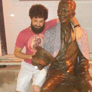 Meet your Posher, Bobby