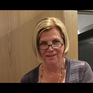 Meet your Posher, Donnette