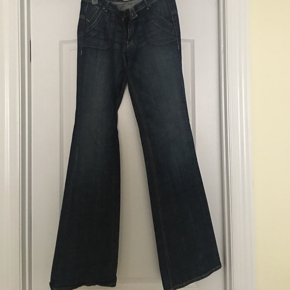 ‼️LIKE NEW CONDITION‼️Truck Jeans 👖Gold - Picture 4 of 5