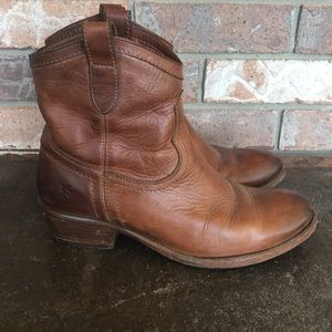 Frye low boots