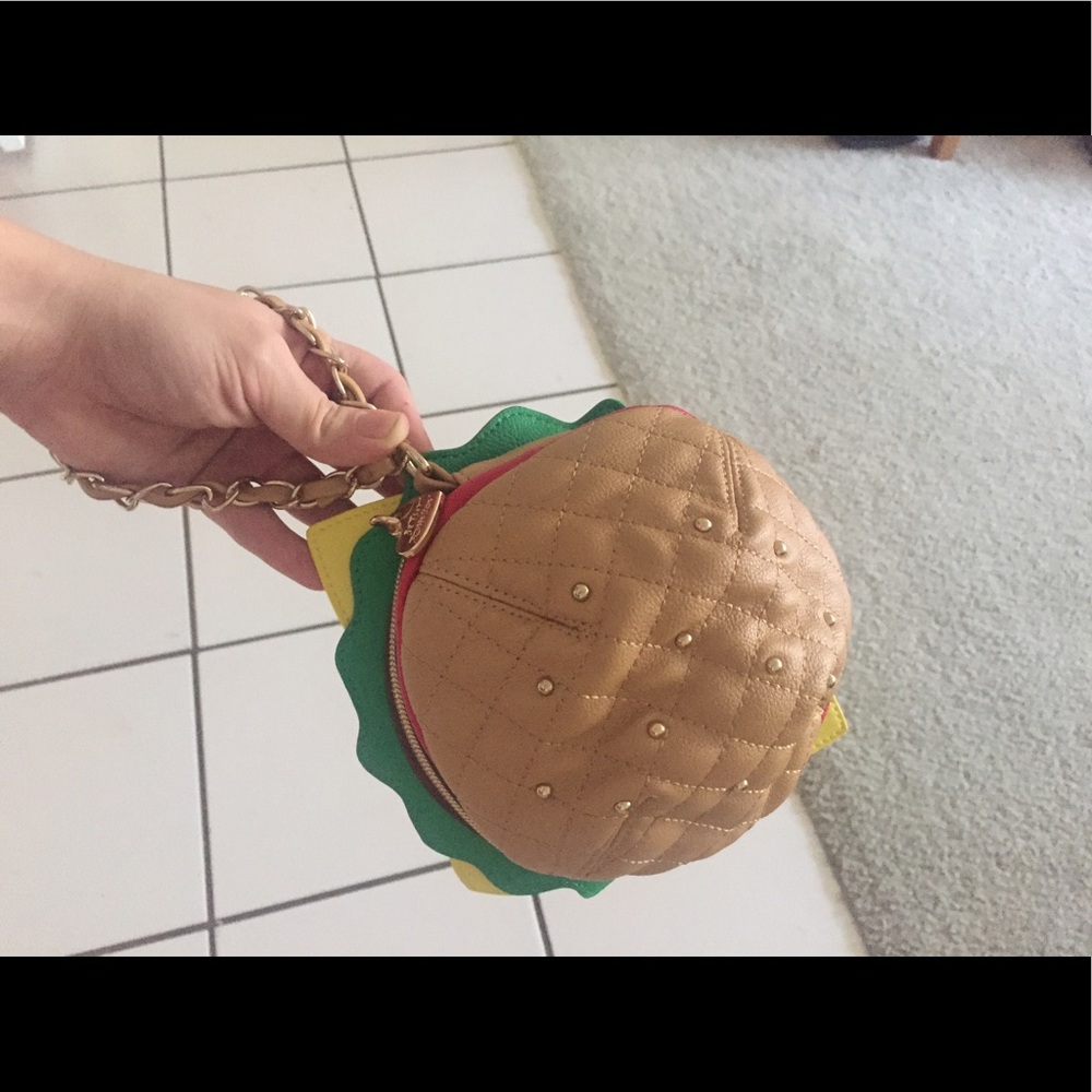 NWOT Betsy Johnson Nice Buns cheeseburger wristlet