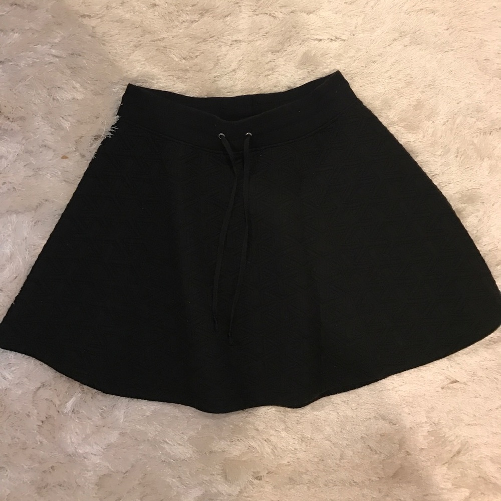Aikos Black Quilted Mini Skirt Size S