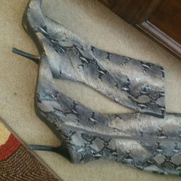 Boots - Picture 2 of 2