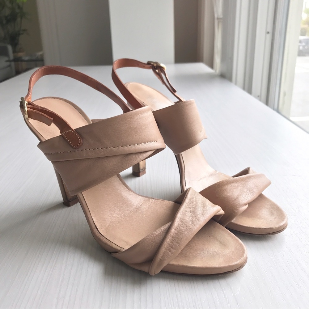 ✨HPx2!✨ Diane von Furstenberg Nude Evening Sandals
