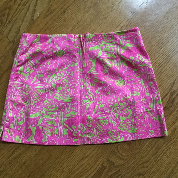 Skort - Picture 2 of 4