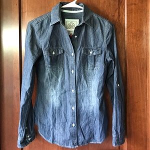 Long sleeve jean button down shirt