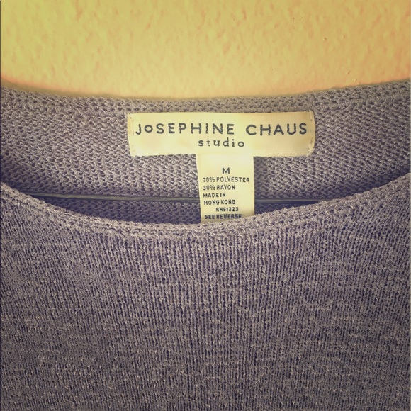 Top - Picture 2 of 2