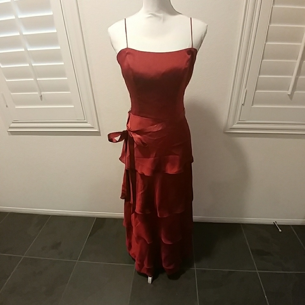 Lazaro beautiful dress! To wear to wedding, prom