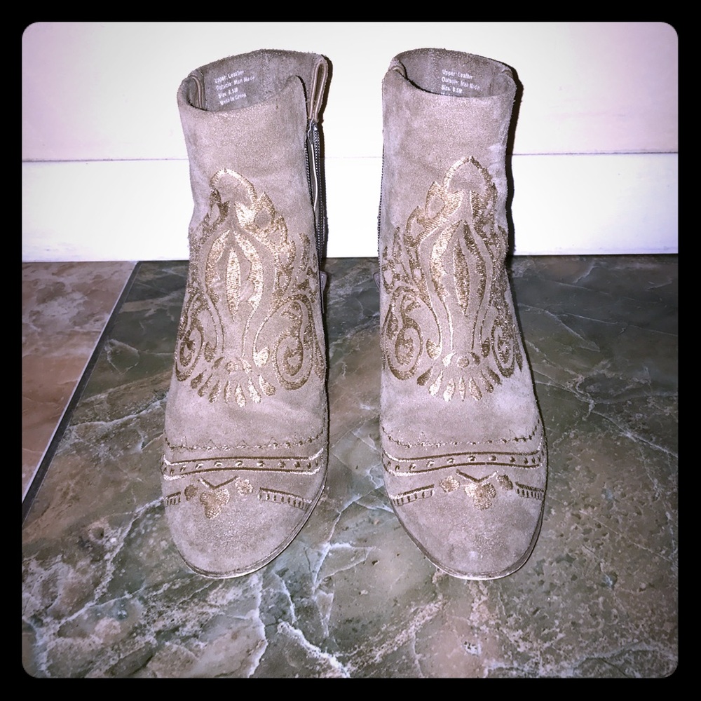 Matisse suede booties