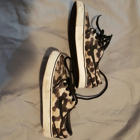 Nike skateboard sneakers - Picture 2 of 4