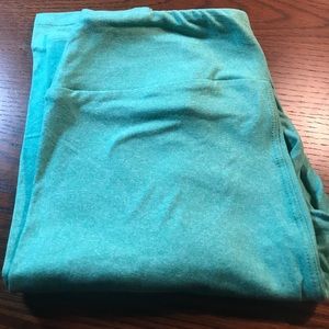 Lularoe one size leggings never worn