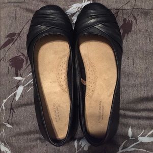 Croft and Barrow black flats size 7