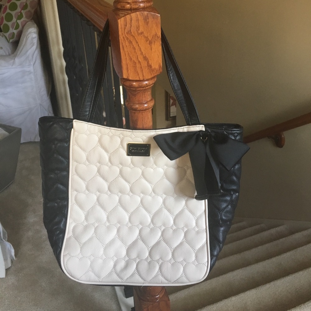 Betsey Johnson like new bag!