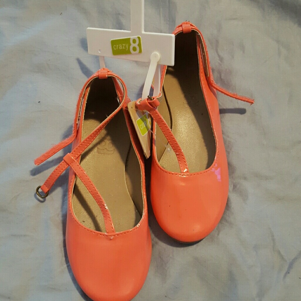 Girl shoes