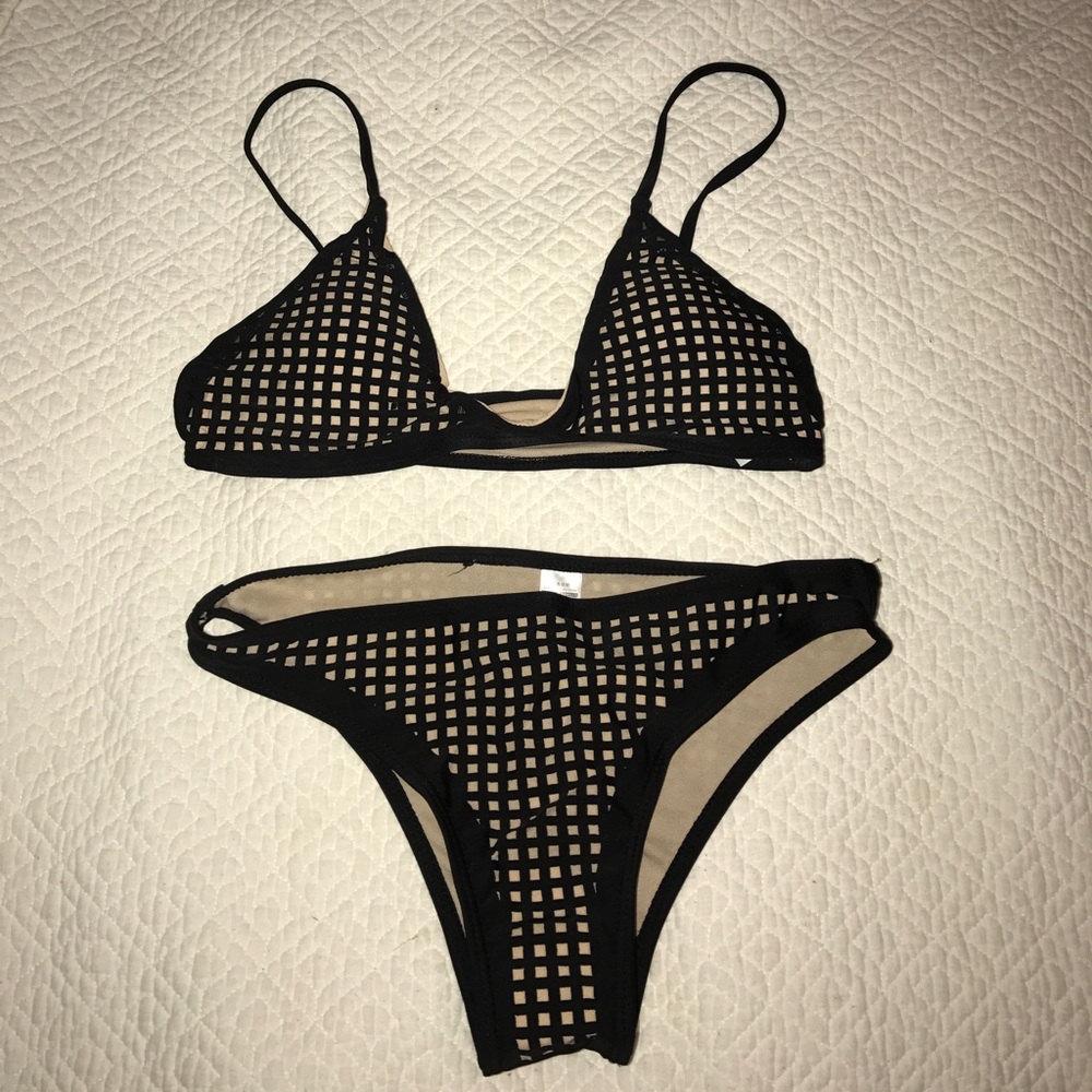 NEVER WORN Square Laser Cut Bikini Top and Bottoms