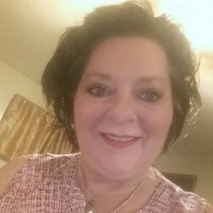 Meet your Posher, Rhonda