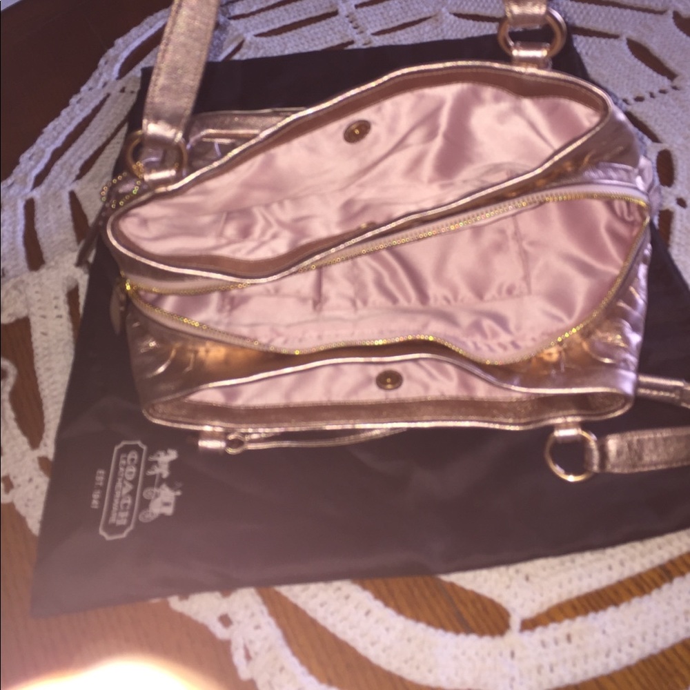 Multi-pocketed Coach Purse - Picture 5 of 8