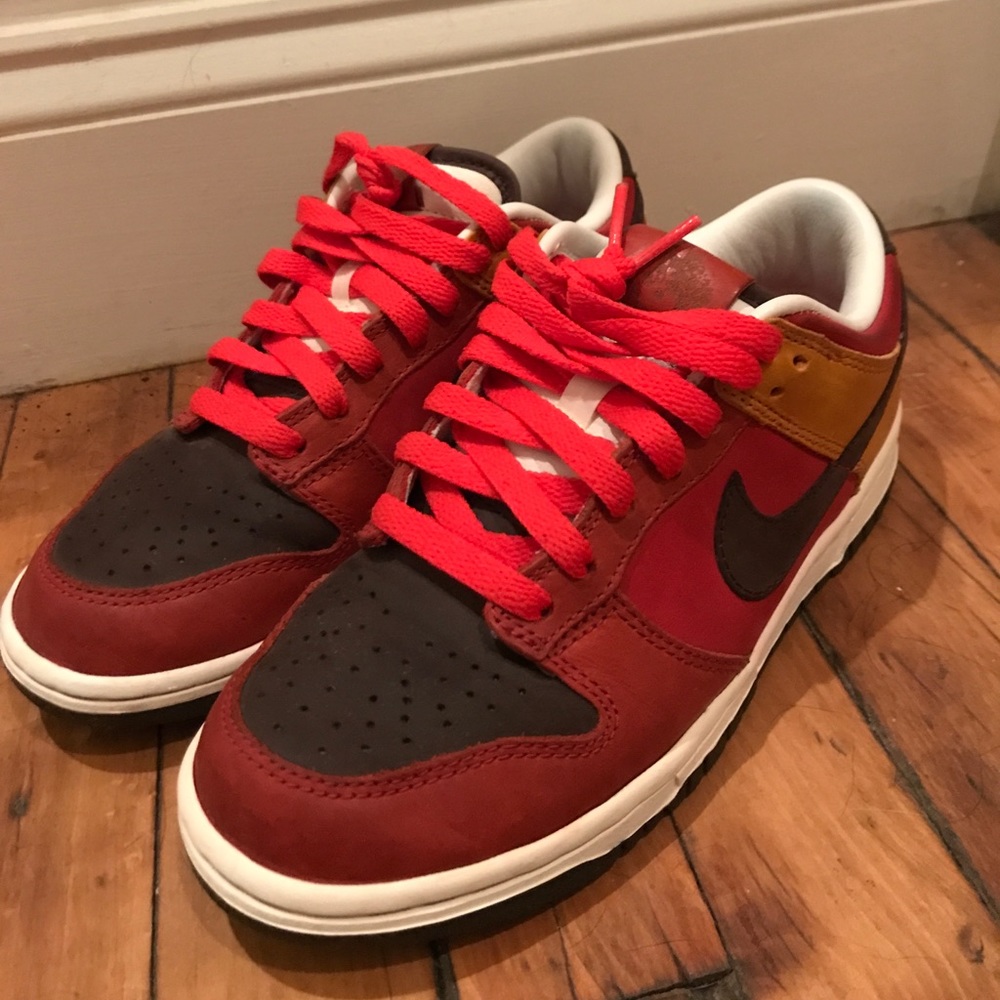 Nike ladies dunks