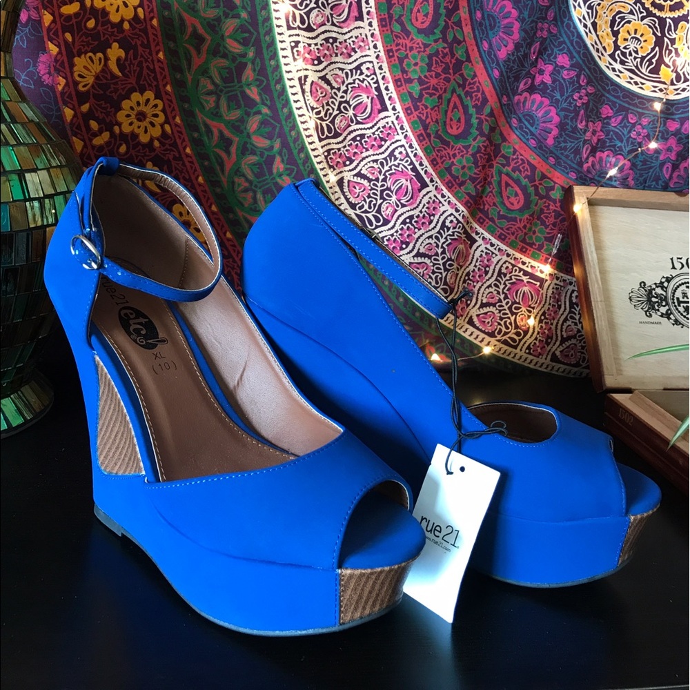 Beautiful Cobalt Blue Wedges