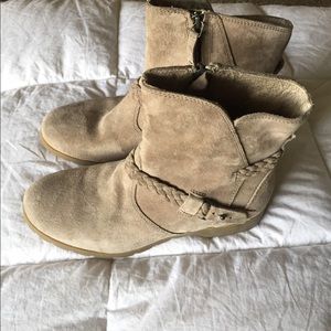 Teva boots