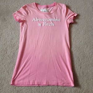 Pink Abercrombie & Fitch T-shirt