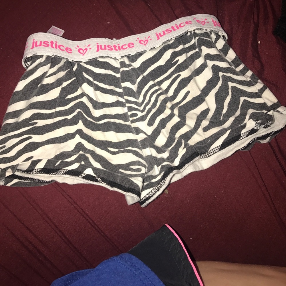 Zebra shorts