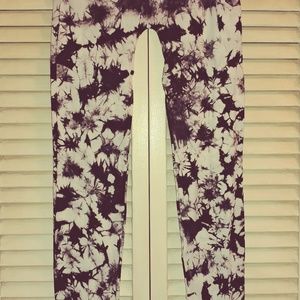 NWT, black/white tie-dye leggings, S/M