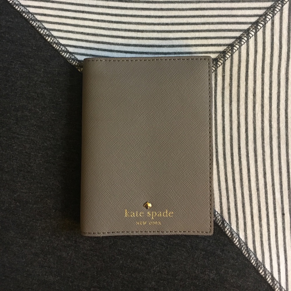 Kate Spade Mikas Pond Passport Holder--Cliff Grey