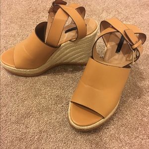 SALE!!! 😁 Platform espadrille Sandals!!