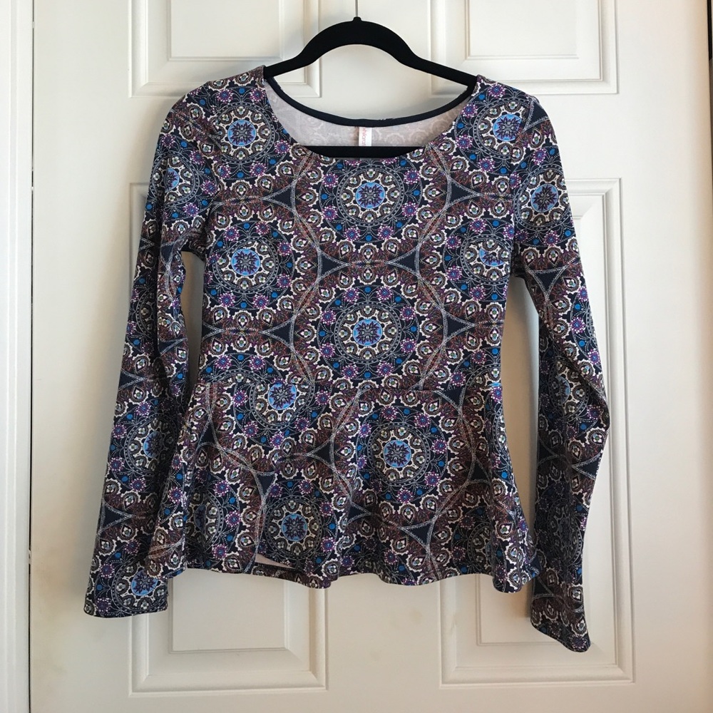 Long Sleeve Patterned Blouse