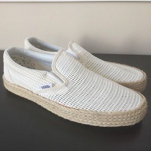 Vans slip ons - NEW - white