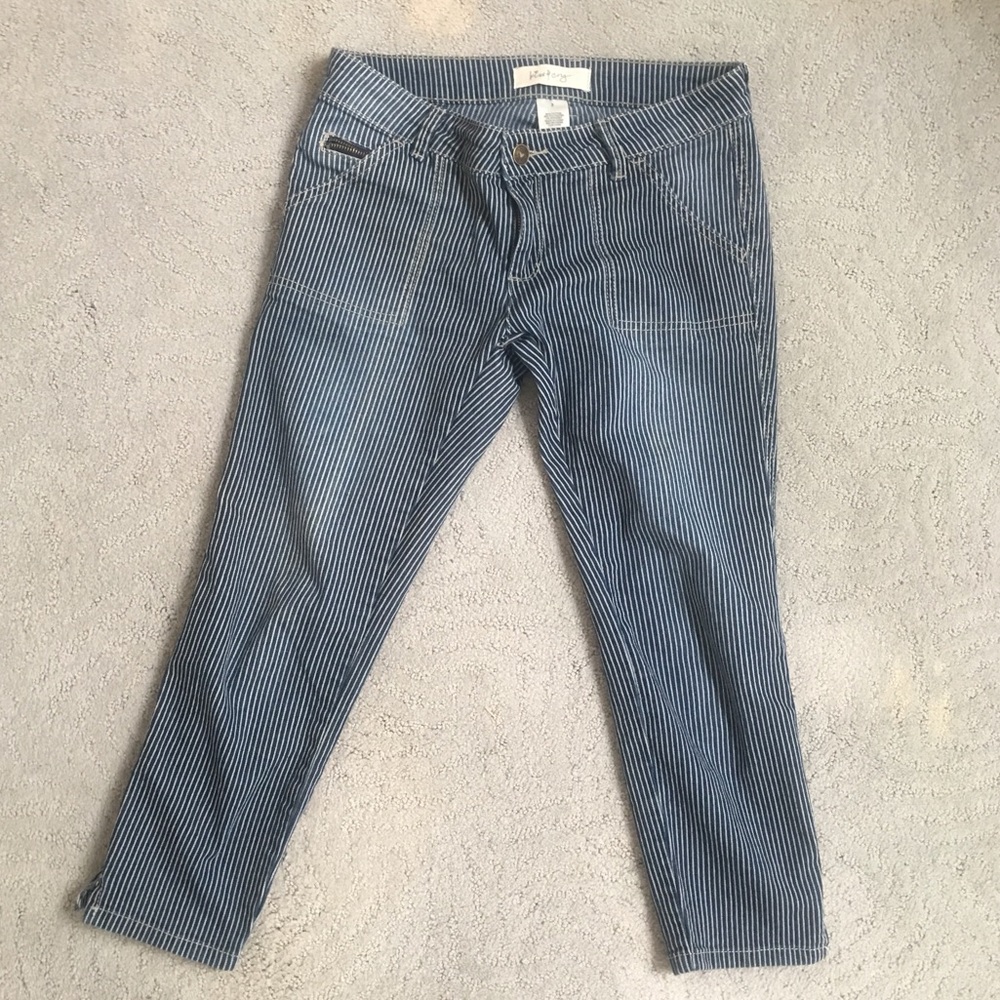 Train 🚂 Conductor Capri low rise jeans stripes