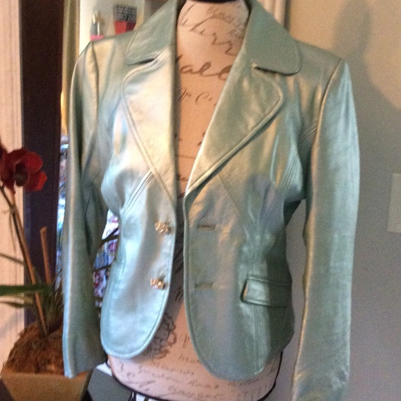 Leather jacket - Picture 1 of 6