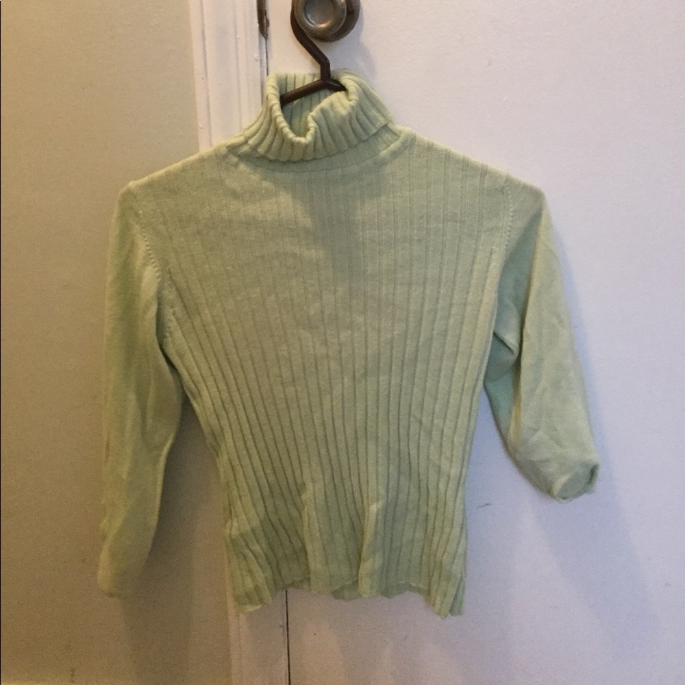 Green turtle neck