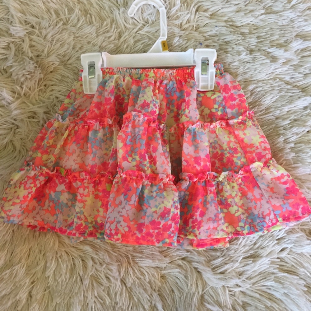 NWOT Place flouncy skirt. Size 3T