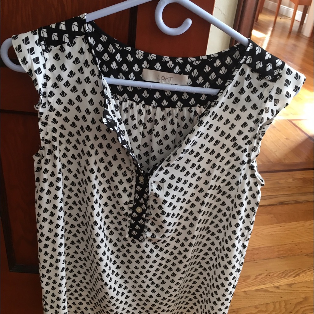 Short sleeve Loft blouse