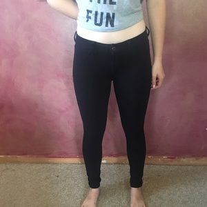 American Eagle black jeggings