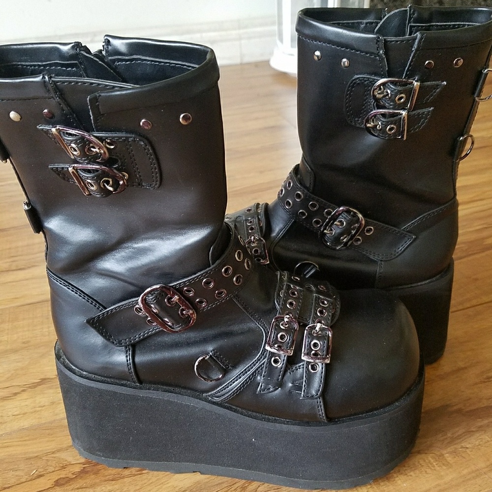 Demonia Platform boots women's 6.5-7