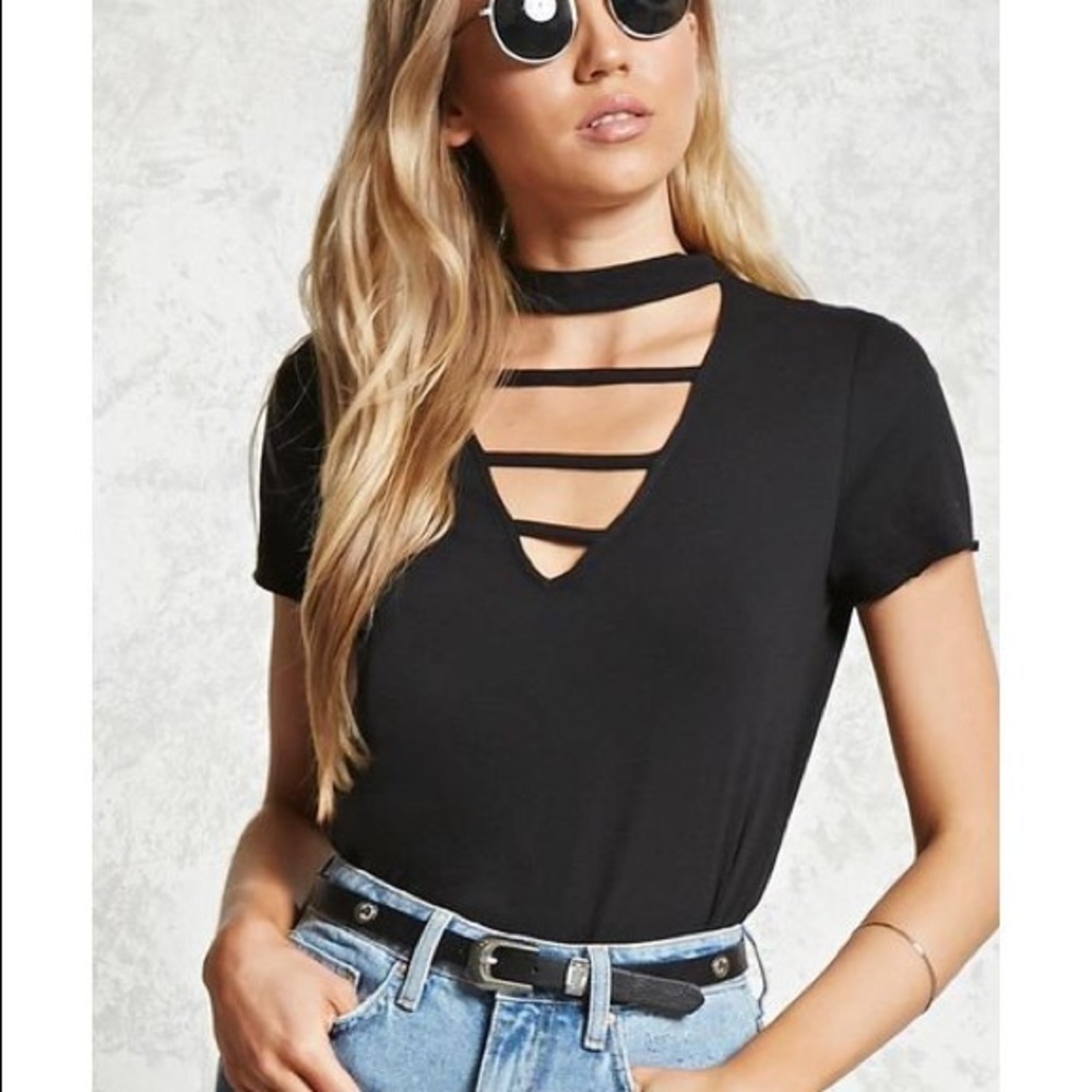F21 // NWT black choker ladder neck crop tee