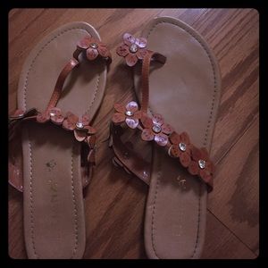 Flower brown sandals. Cheap.