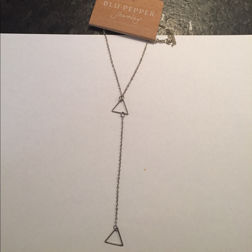2 Shapes Necklace, Never worn!
