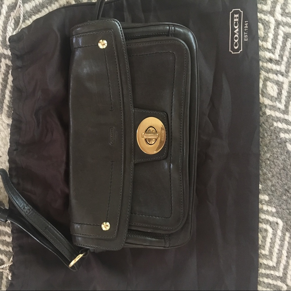COACH leather wallet clutch wristlet