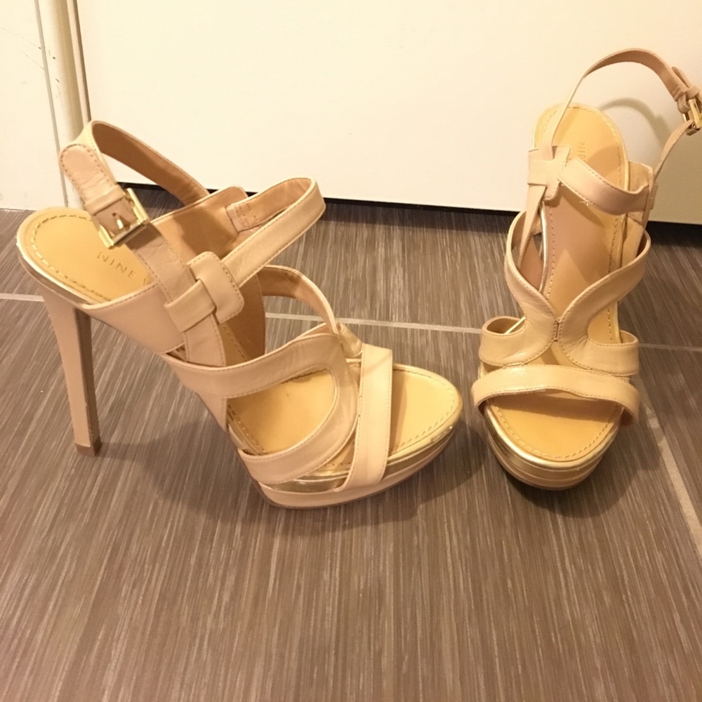 Nine West nude strappy heels
