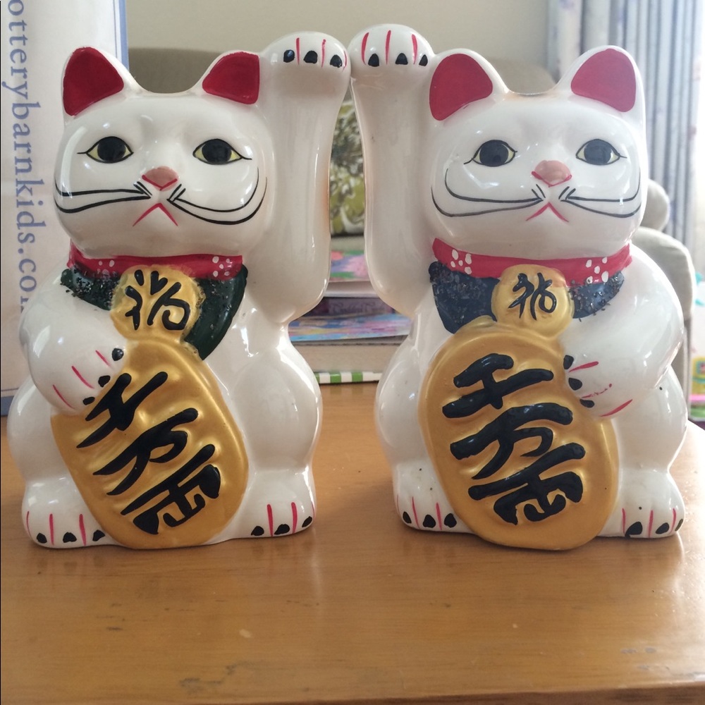 Lucky Cat (Maneki-neko)