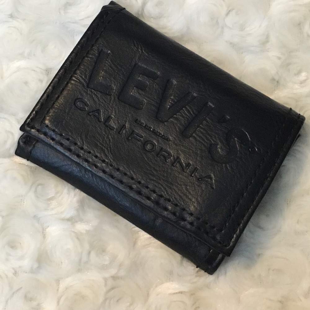 🎉HP🎉 Men's Levi's Wallet