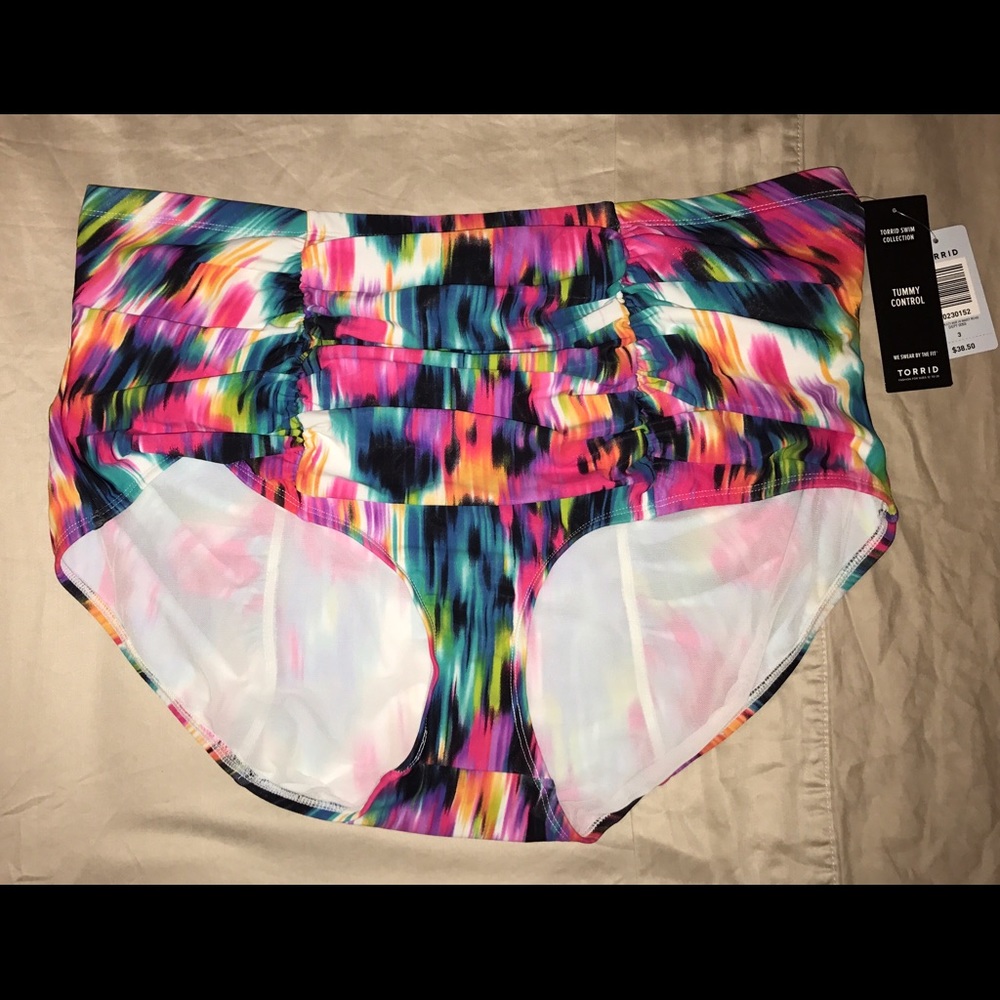 Torrid swimsuit bottom NWT size 3X