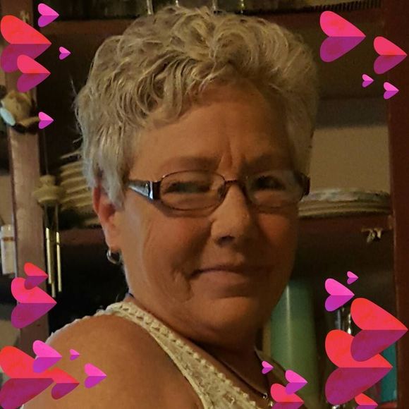 Meet your Posher, Deb - Picture 1 of 1