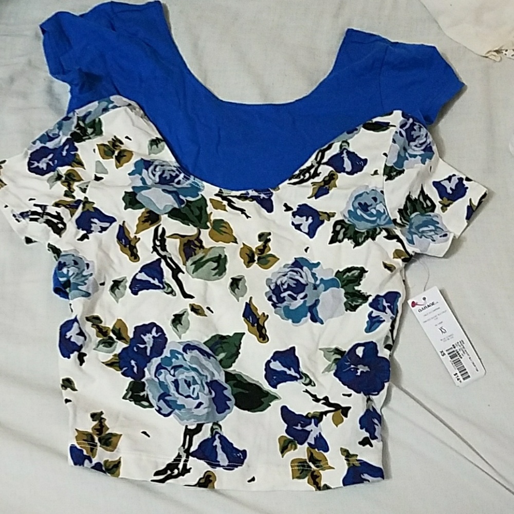 2 Crop Tops. NWT