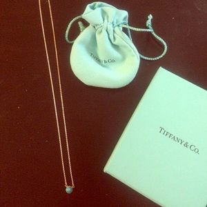 Turquoise stone Tiffanys necklace